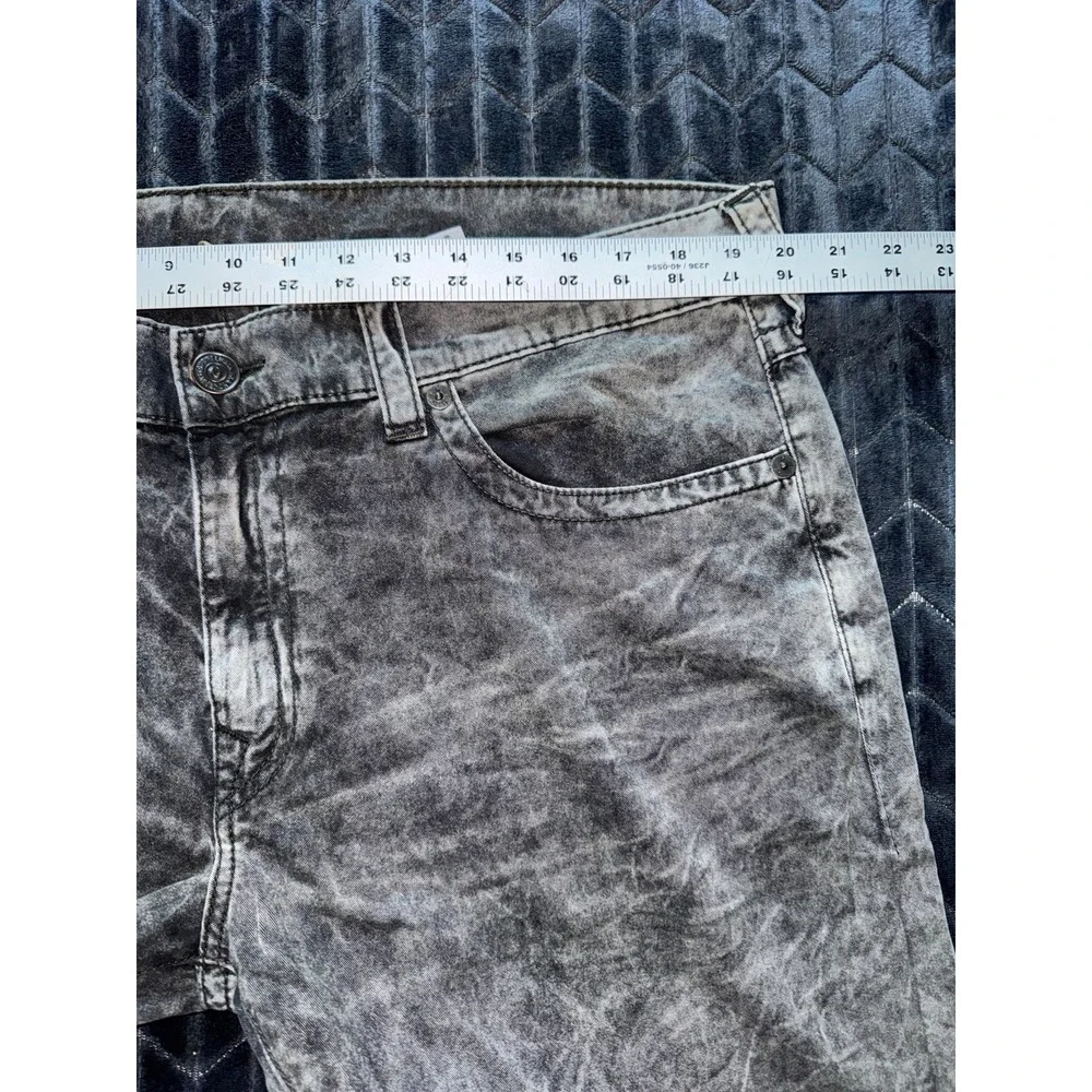 True Religion legs has